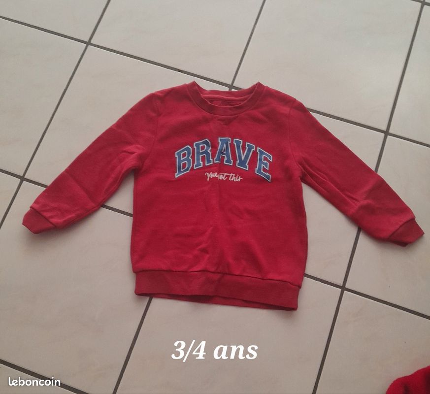 Sweat garçon 3/4 ans (image 1)