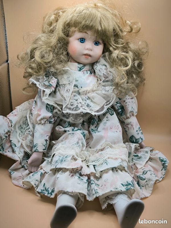 Poupée Collection 53 Cm - Tête Bisque Bouche Ouverte - Robe Velours Vintage
