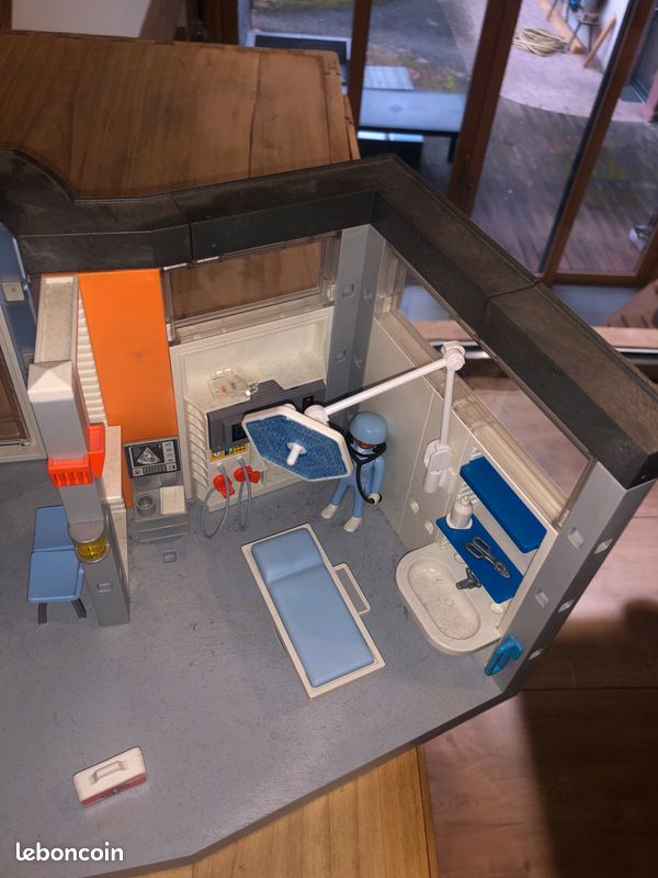 Clinique playmobil (image 4)
