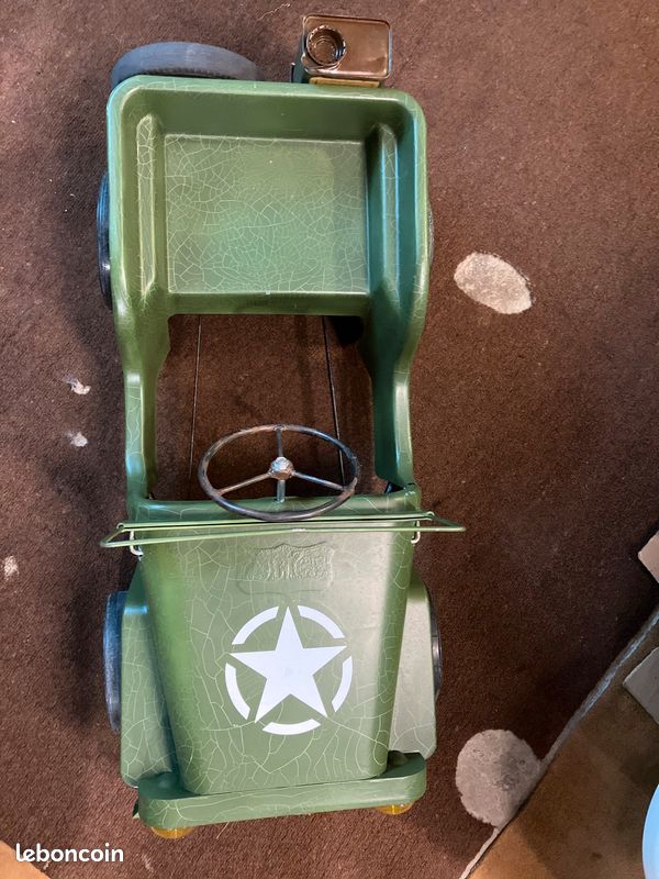 Voiture à pédales jeep(vendu) (image 4)