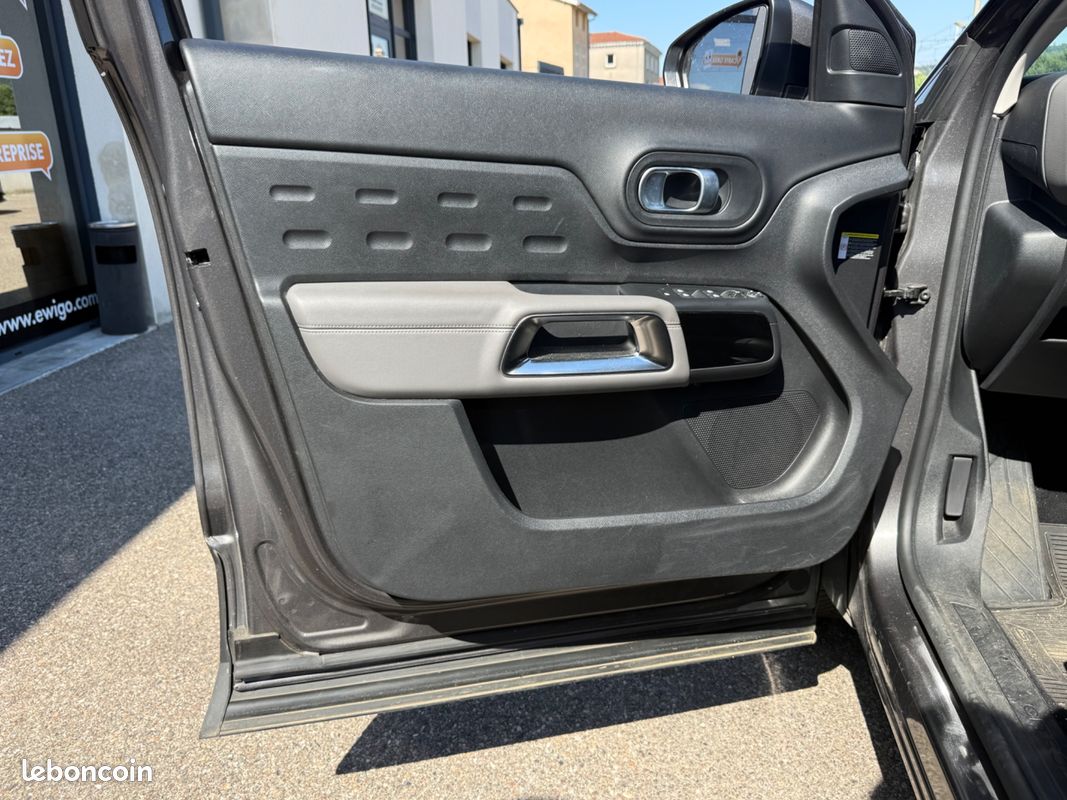 CITROEN C5 AIRCROSS 130CH S&S EAT8 SHINe (image 23)