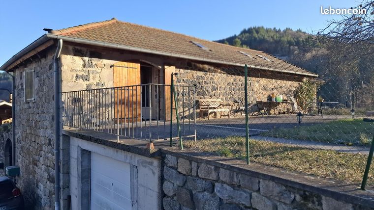 Grange 4 pièces 90 m²