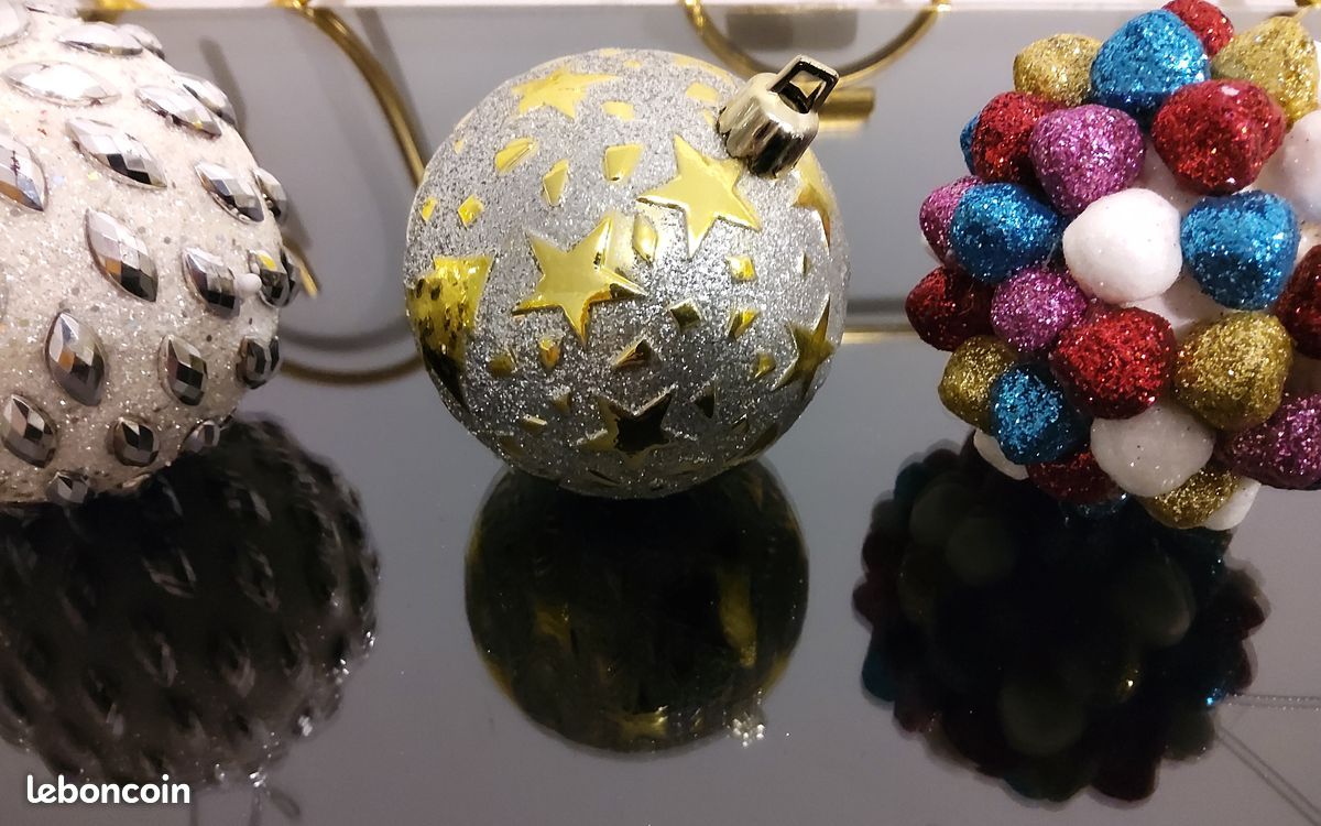 HURRISE Lot De 3 Boules De Noël à Pendentif Arbre De Noël Décoratif Simulation De Fruits De Pin