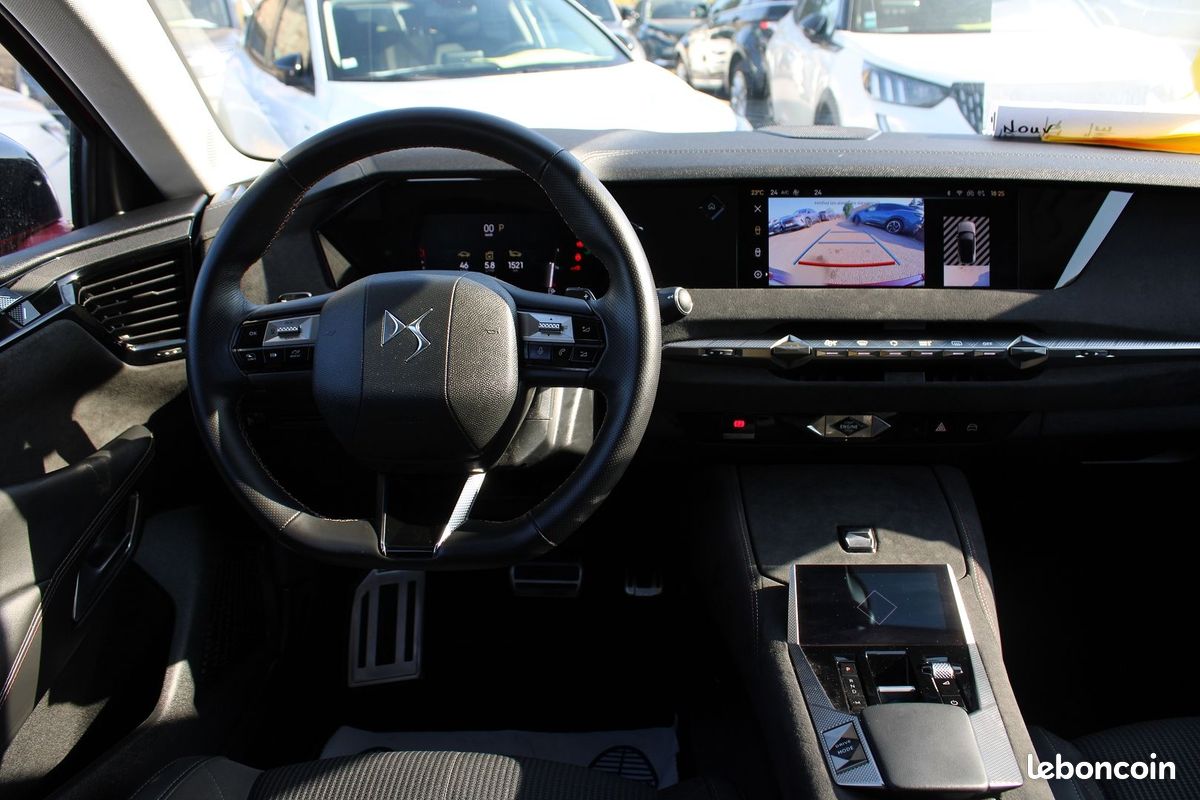 Ds DS4 CROSSBACK III PERFORMANCE LINE 1L5 BLUEHDI 130 CV BOITE AUTO EAT8 CAMÉRA 180 FULL LEDS JA 19 (image 10)