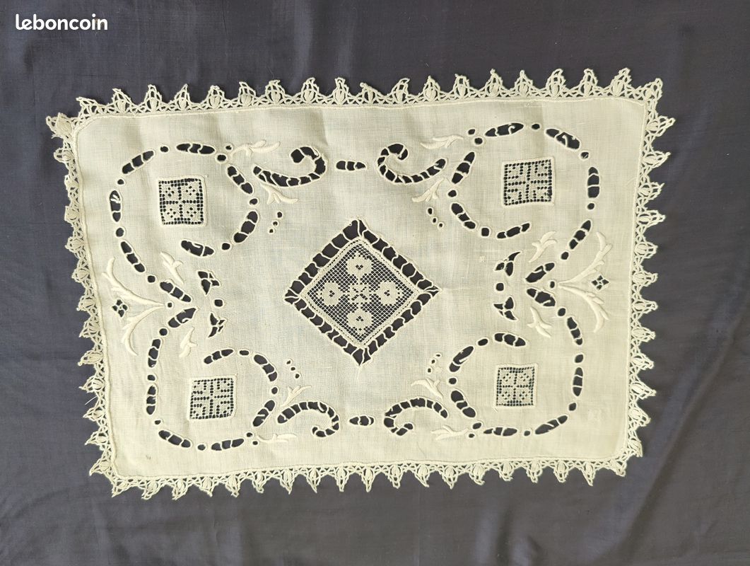 Dentelle ancienne Napperon (image 1)