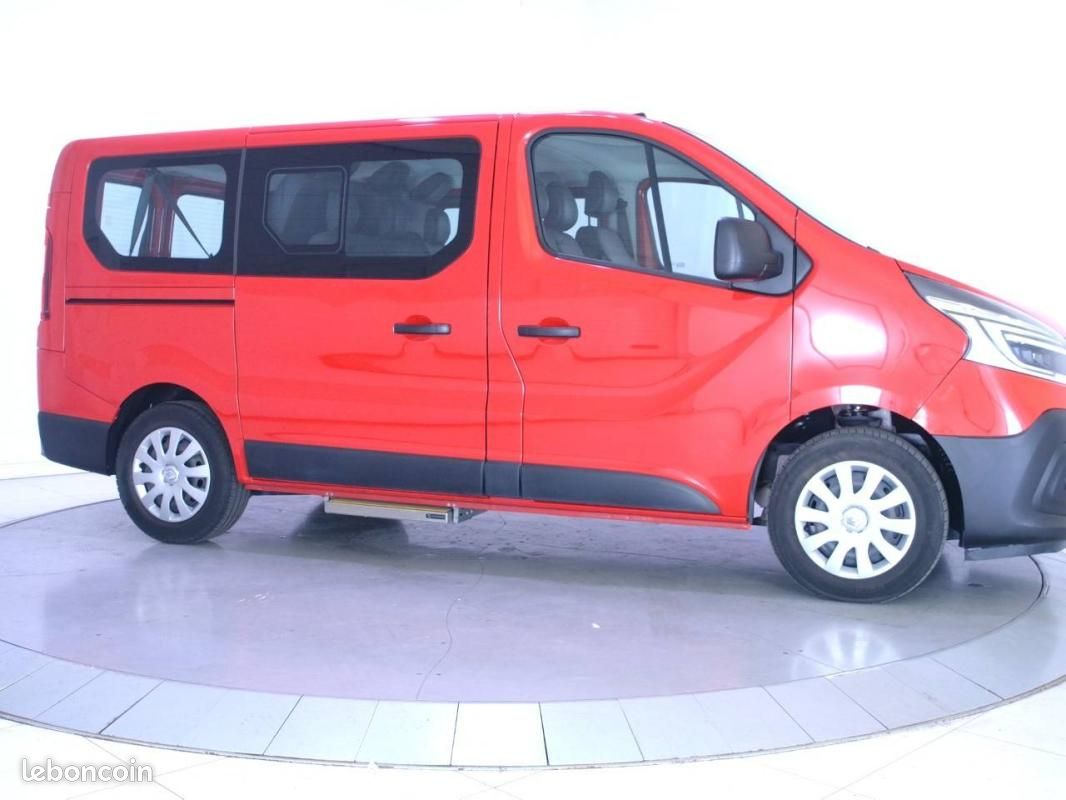 Renault Trafic COMBI L1 dCi 145 Energy S&S - Zen (image 4)