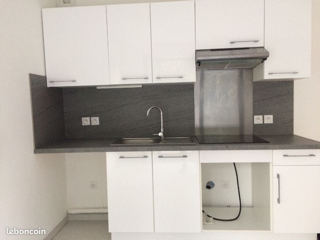 Appartement 2 pièces 41 m² · à Aix-en-Provence · 41 m² · 948 €