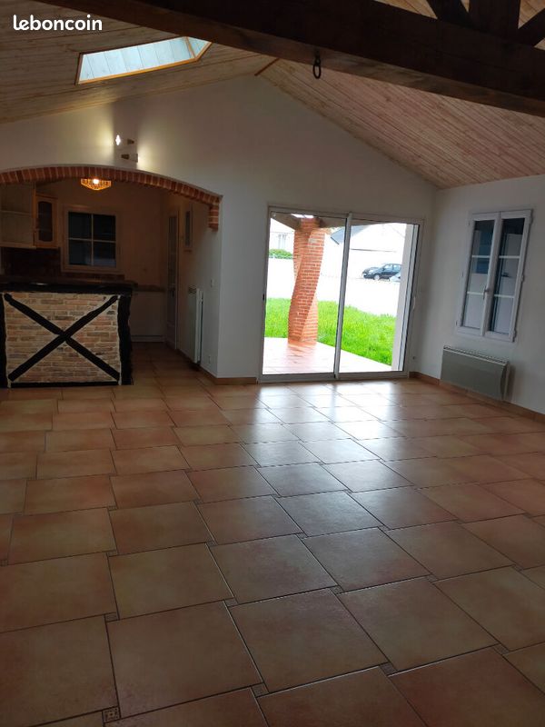 Maison 4 pièces 95 m² · à Saint-Julien-des-Landes · 95 m² · 910 €/mois