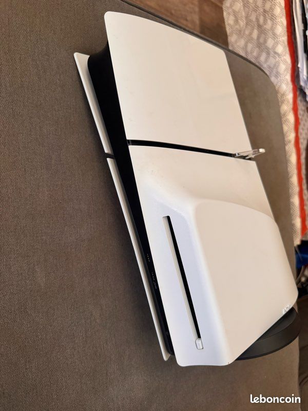 Je vend ma ps5 (image 2)