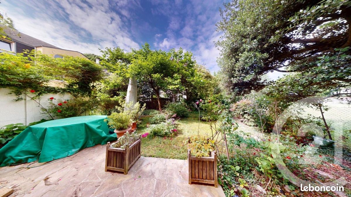 Maison 6 pièces 106 m² · à Vitry-sur-Seine · 106 m² · 399 000 €