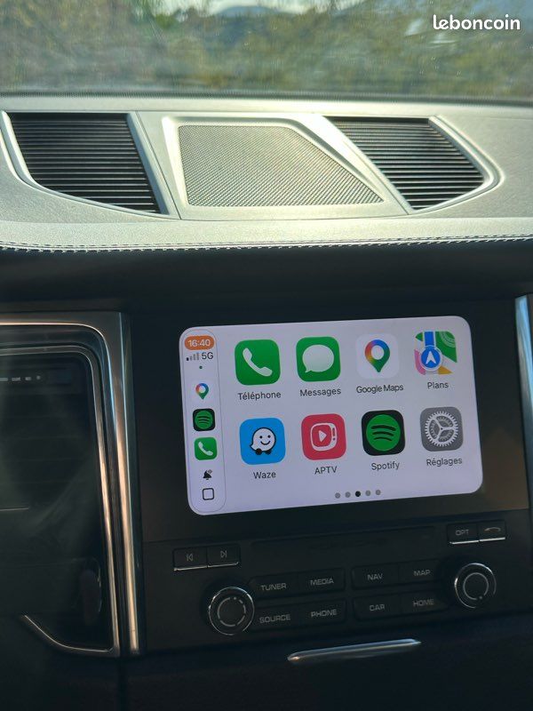 Porsche macan (image 3)