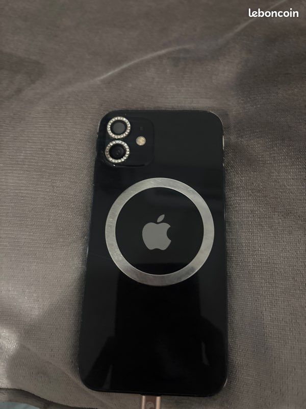 IPhone 12 bleu noir (image 2)
