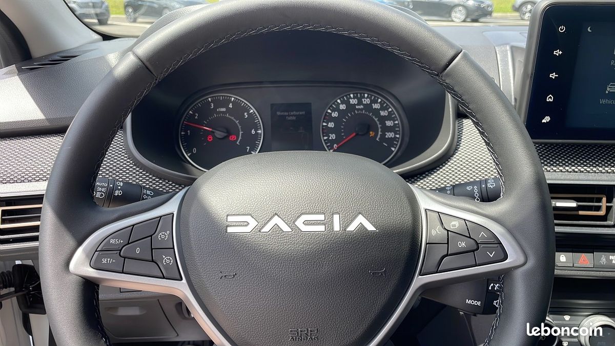 Dacia SANDERO 1.0 TCE 90CH STEPWAY EXPRESSION CVT -24 (image 13)