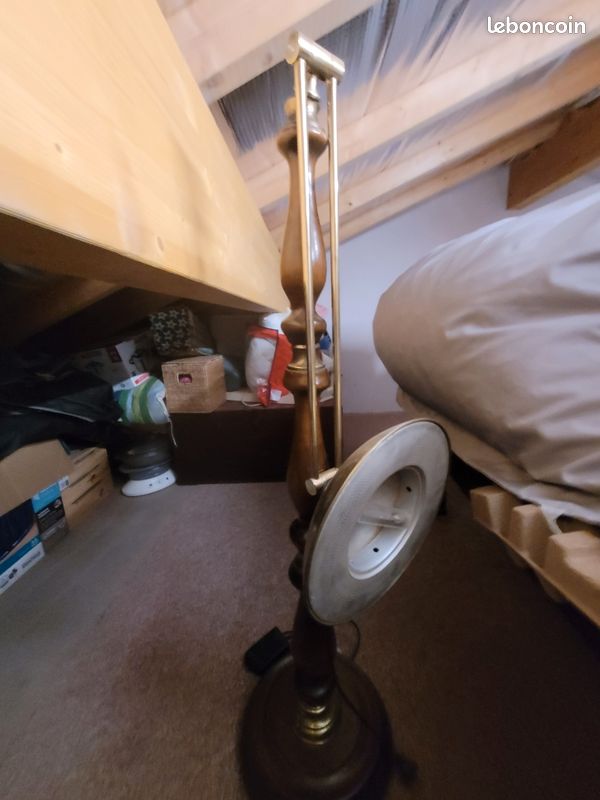 Lampe halogène sur pied en bois massif (image 1)