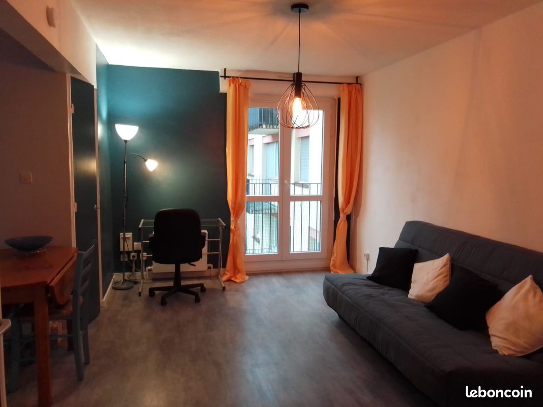 Appartement 1 pièce 24 m² · à Pau · 24 m² · 460 €