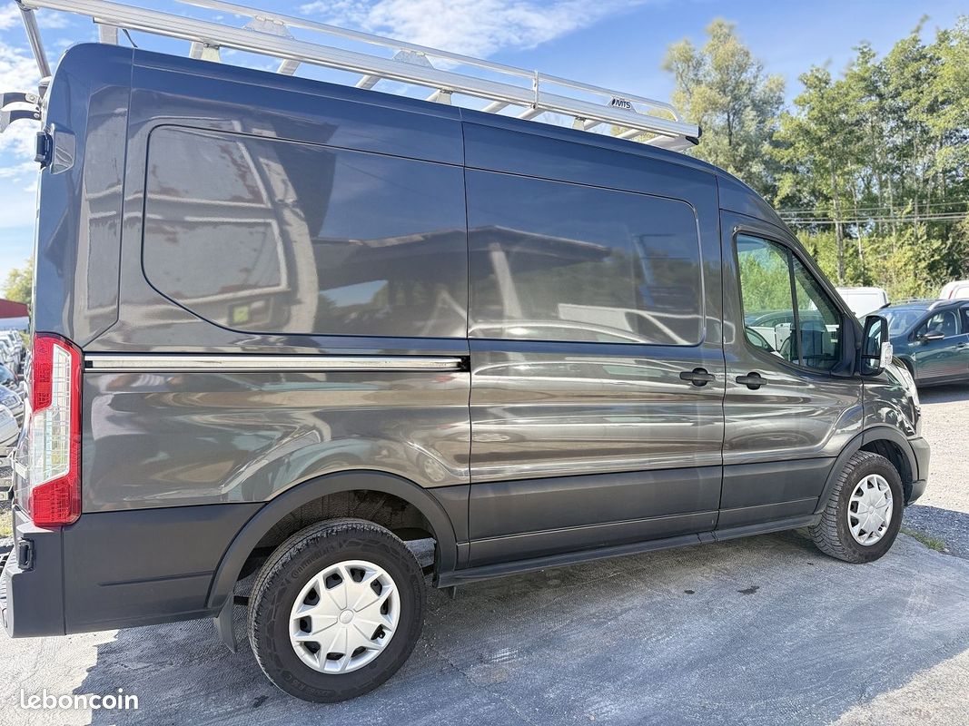 Ford TRANSIT 2T FG T330 L2H2 2.0 ECOBLUE 130CH S&S AMBIENTE (image 7)