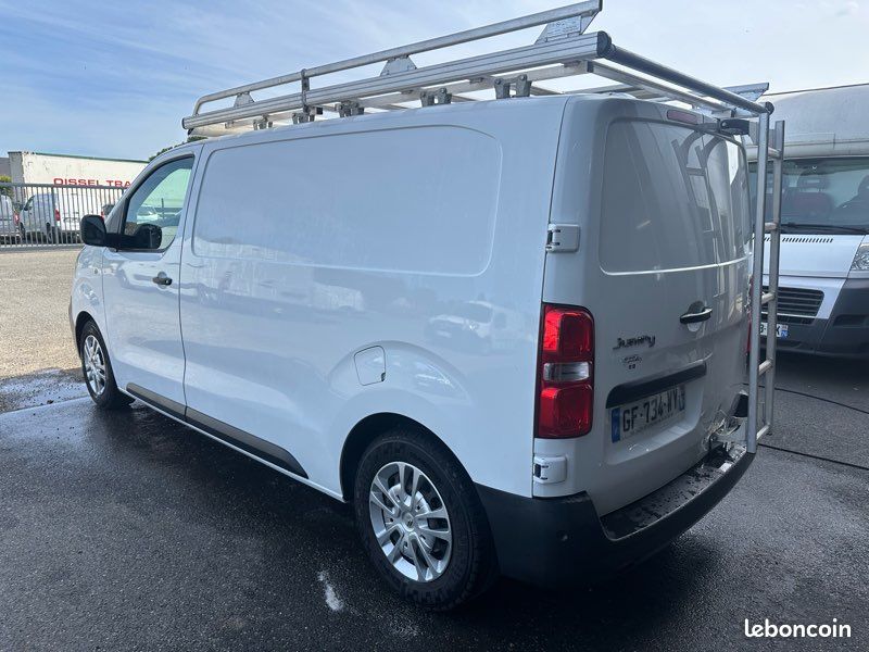 Citroën Jumpy 1,5l HDi 120 / BVM6 / Galerie alu (image 3)