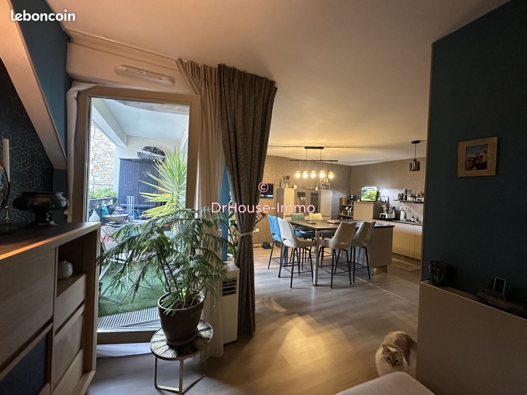 Appartement 4 pièces 72 m² · à Meulan-en-Yvelines · 72 m² · 245 000 €