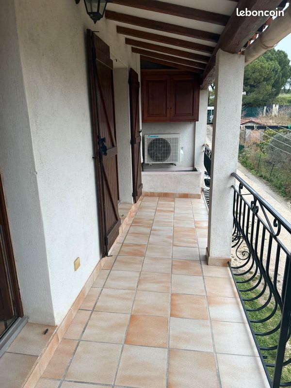 Appartement 3 pièces 55 m² · à Le Beausset · 55 m² · 880 €