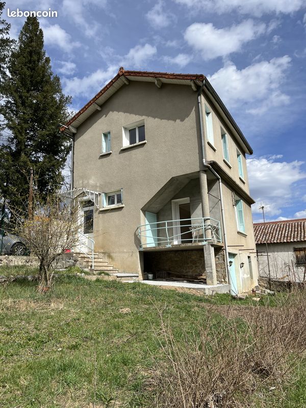 Maison 6 pièces 80 m² · à Saint-Martin-de-Valamas · 80 m² · 120 000 €