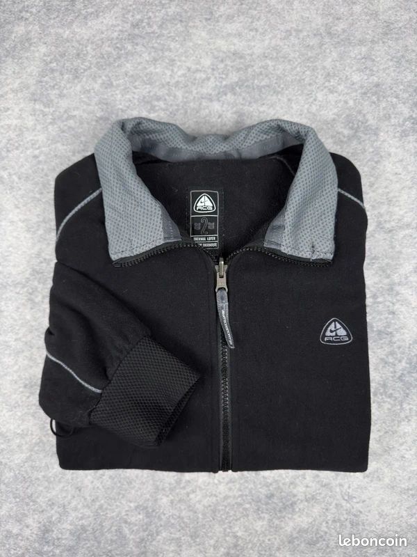 Veste polaire Nike ACG Noir Logo brodé Taille M #YS65 Vêtements
