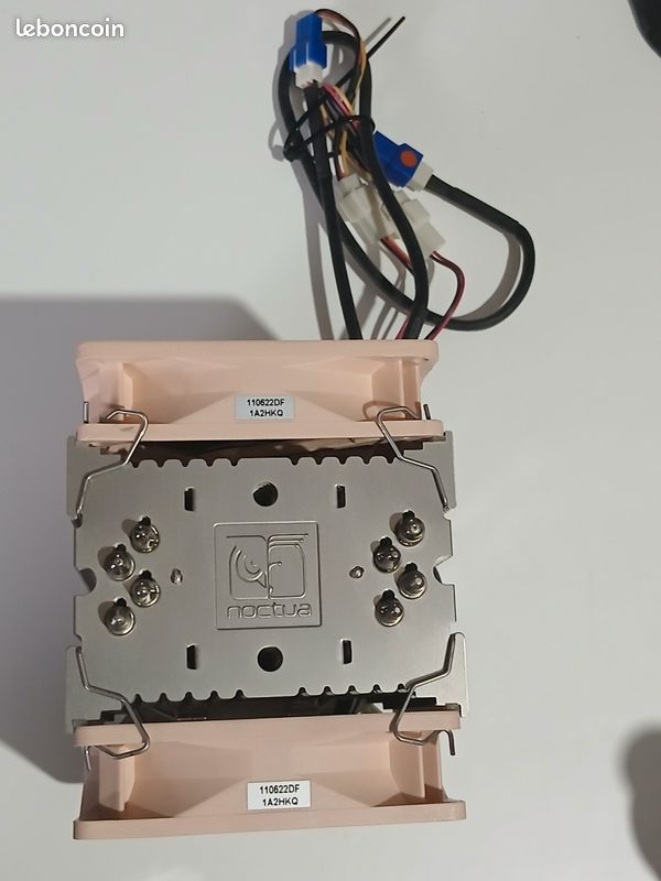 Ventirad Noctua NH-U9B SE2 en boite complet Compatibilité : Socket