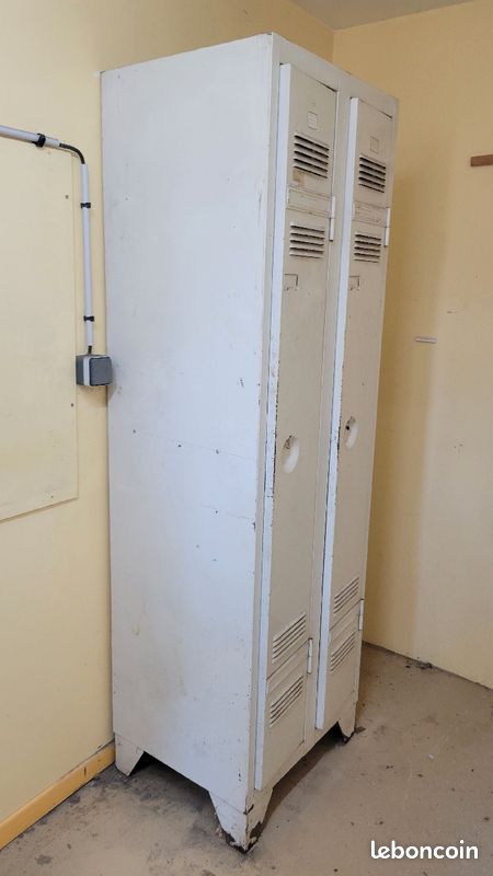 Armoire vestiaire métallique (image 1)