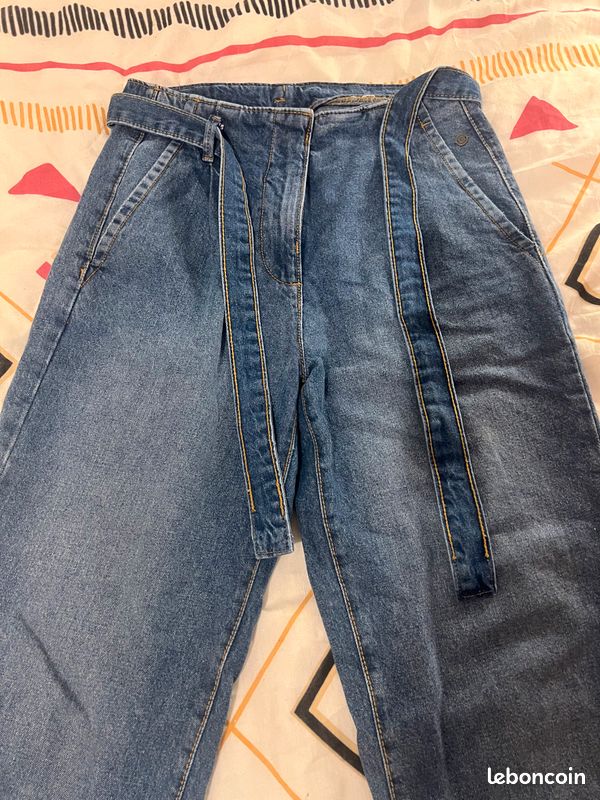 Pantalon en jean avec ceinture (image 2)