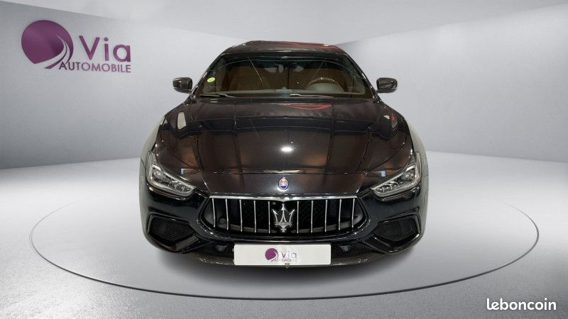 Maserati GHIBLI 3.0 V6 275CH DIESEL GRANSPORT (image 2)