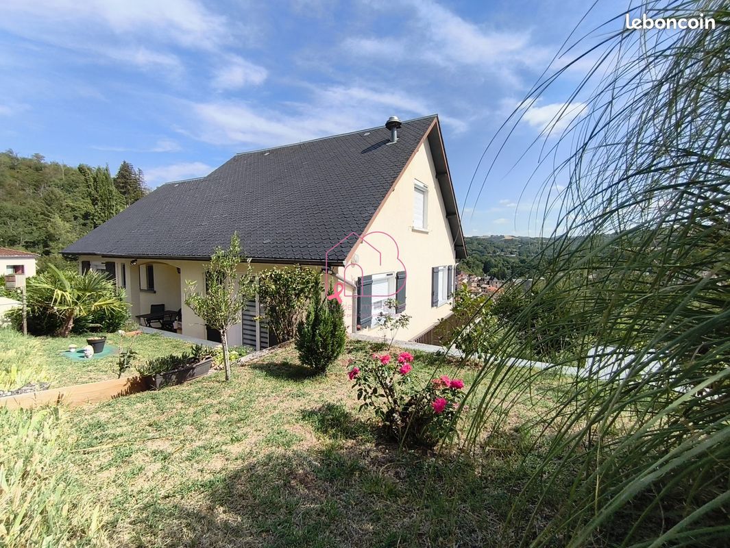 Maison 7 pièces 170 m² · à Cransac-les-Thermes · 170 m² · 230 000 €