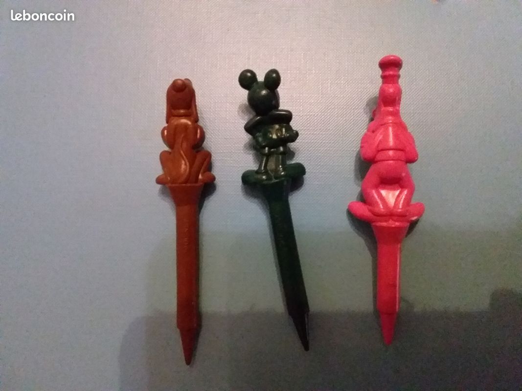 Lot de 3 crayons figurine Disneyland Paris (image 2)