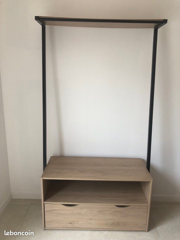 Meuble vestiaire (image 1)