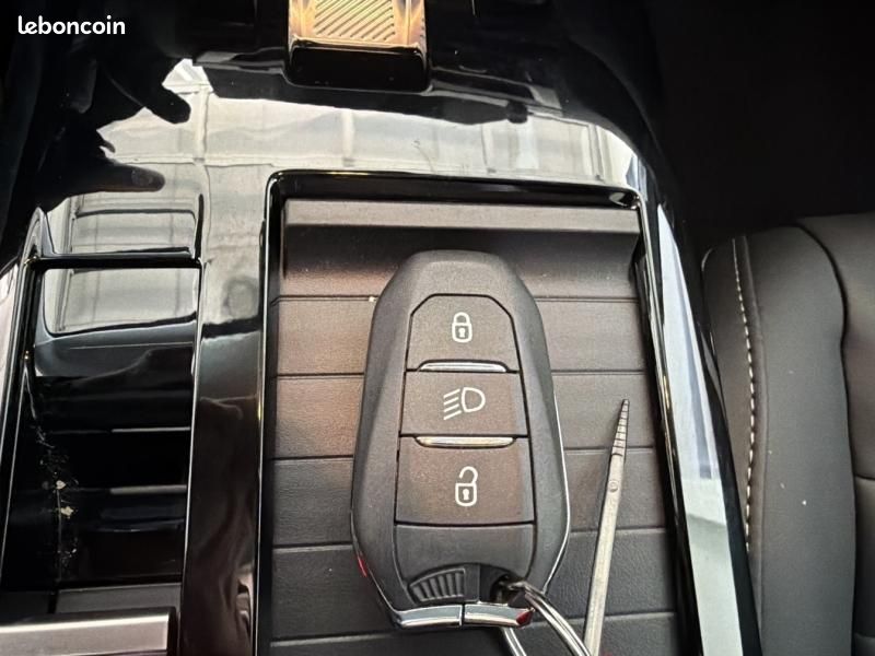 Citroen C4 1.2 Hybride 136ch S&S MAX Automatique (image 15)