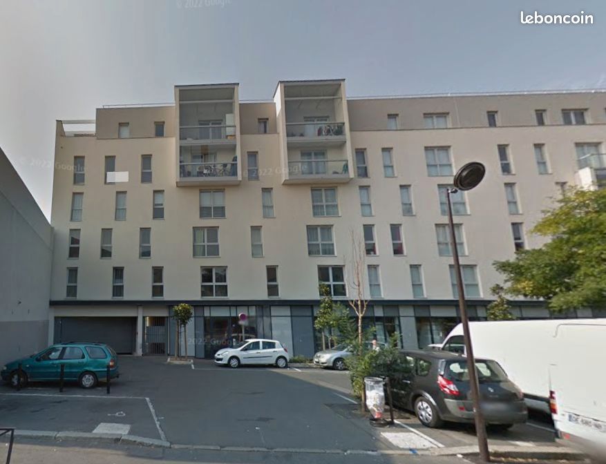 Parking 9 m² · à Le Bourget · 9 m² · 70 €