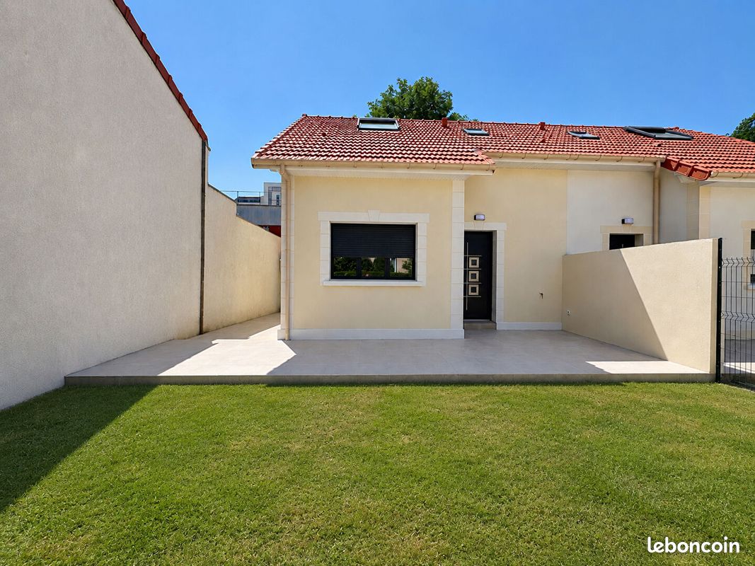 Maison 4 pièces 82 m² · à Châtillon · 82 m² · 619 000 €