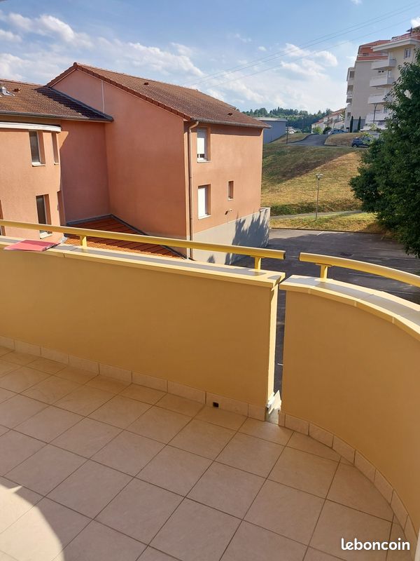Appartement 2 pièces 50 m² · à Saint-Jean-Bonnefonds · 50 m² · 595 €