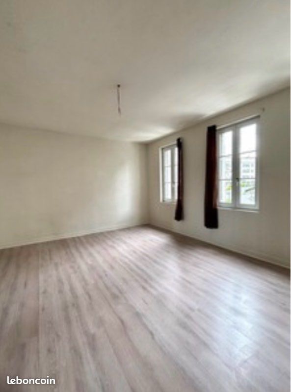 Appartement 2 pièces 50 m² · à Angoulême · 50 m² · 490 €