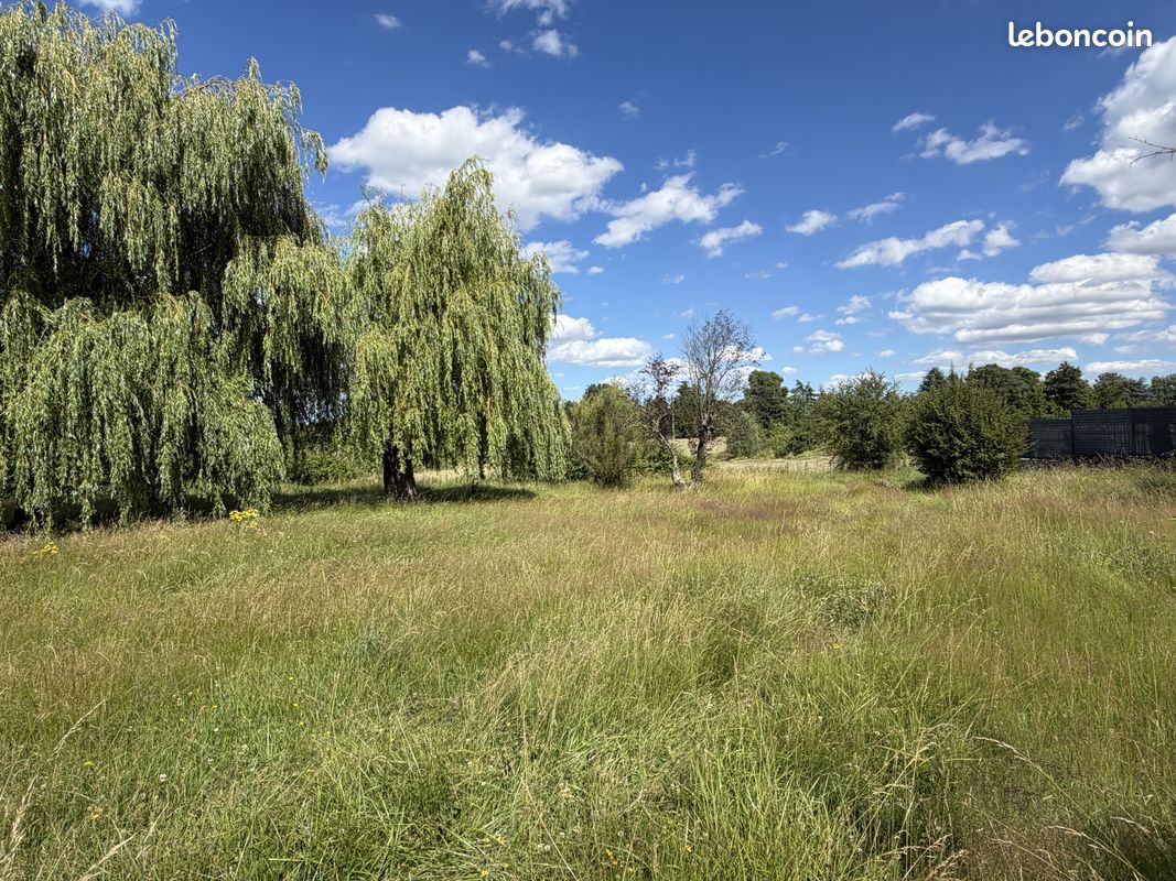 Terrain 578 m² · à Brindas · 578 m² · 240 000 €