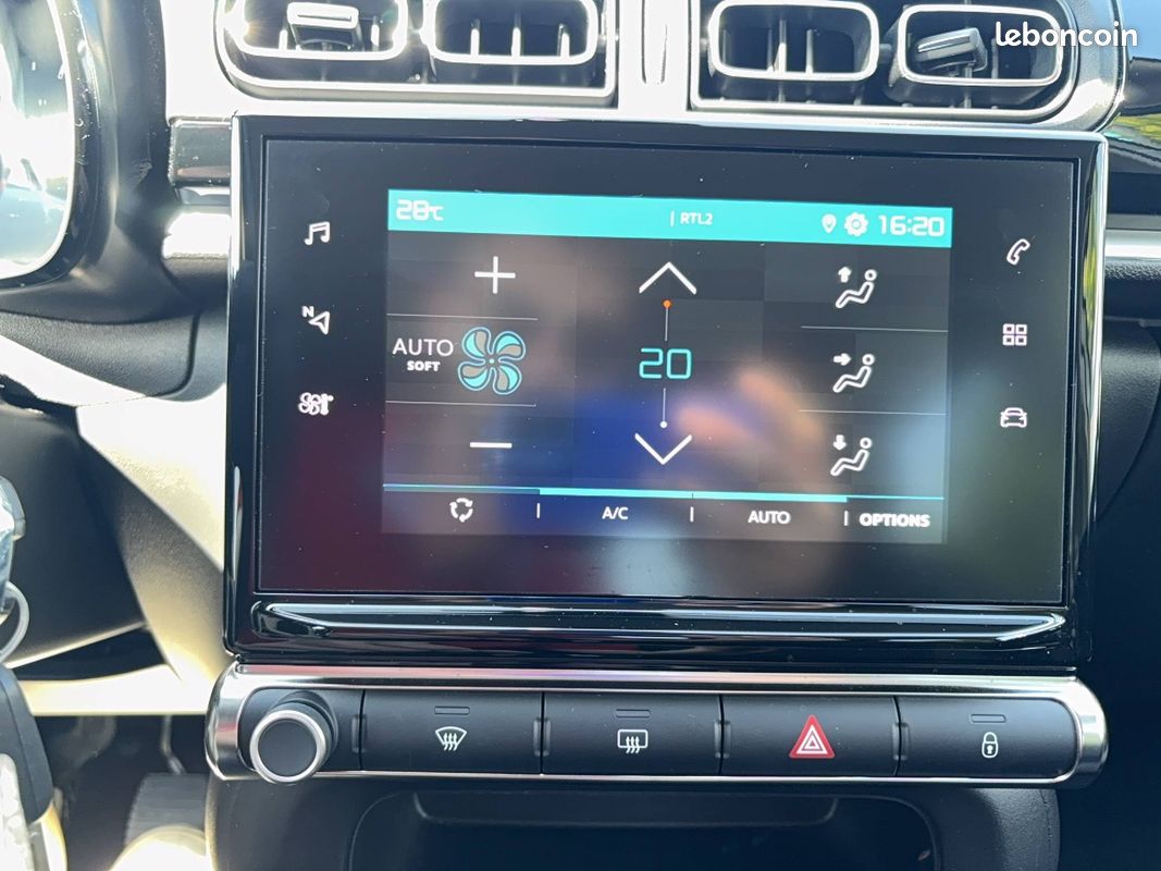 CITROEN C3 PureTech 83 ch BVM5 Max (image 21)