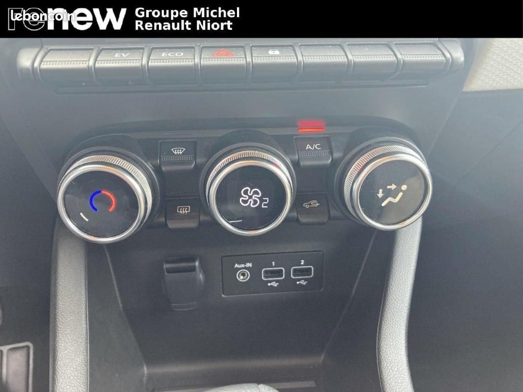 Renault Clio V E-Tech full hybrid 145 Evolution (image 13)