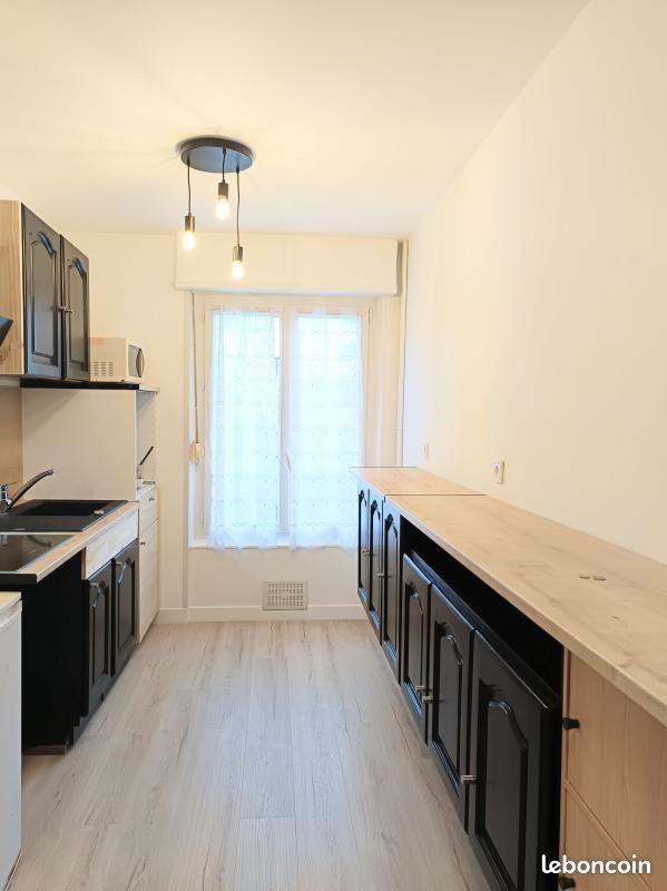 Appartement 3 pièces 58 m² · à Reims · 58 m² · 860 €