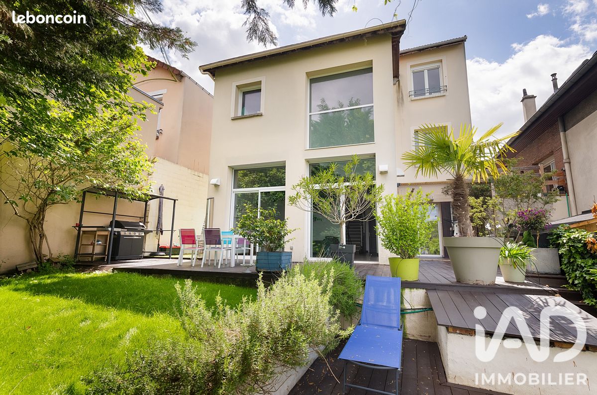 Maison 5 pièces 126 m² · à Rueil-Malmaison · 126 m² · 1 040 000 €