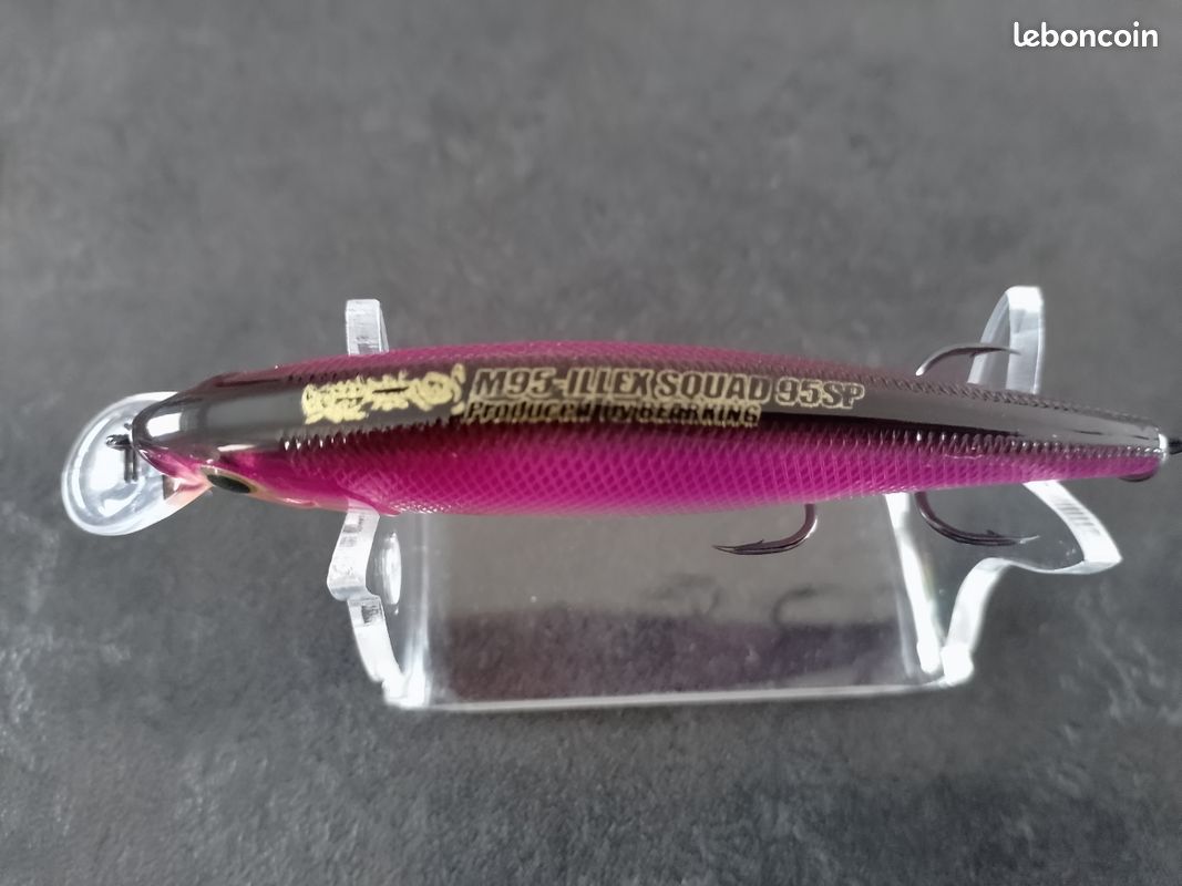 TUXIBIN Lot de 234 leurres de pêche,appâts,matériel de pêche, mélangés