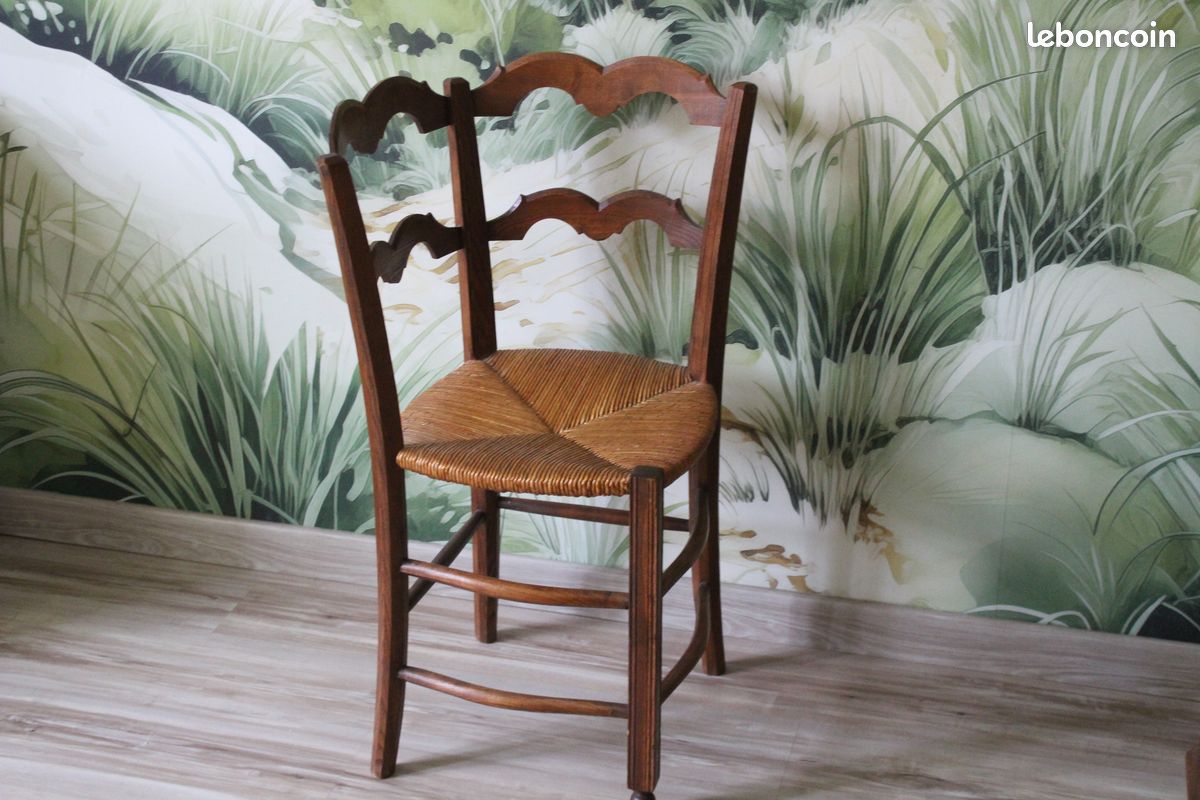 Chaise ancienne d'angle (image 2)