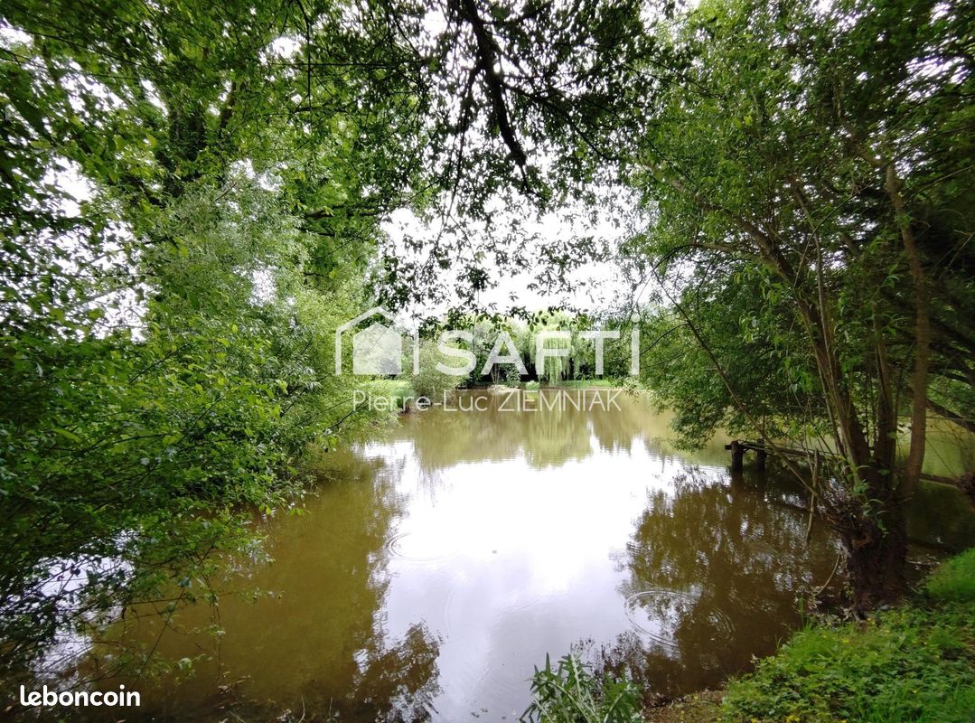 Terrain 4100 m² · à Houssay · 4 100 m² · 40 000 €