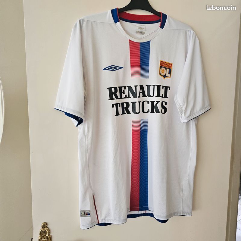 Maillot Olympique Lyonnais Vintage 2005-06 - Umbro - Taille M - Rouge