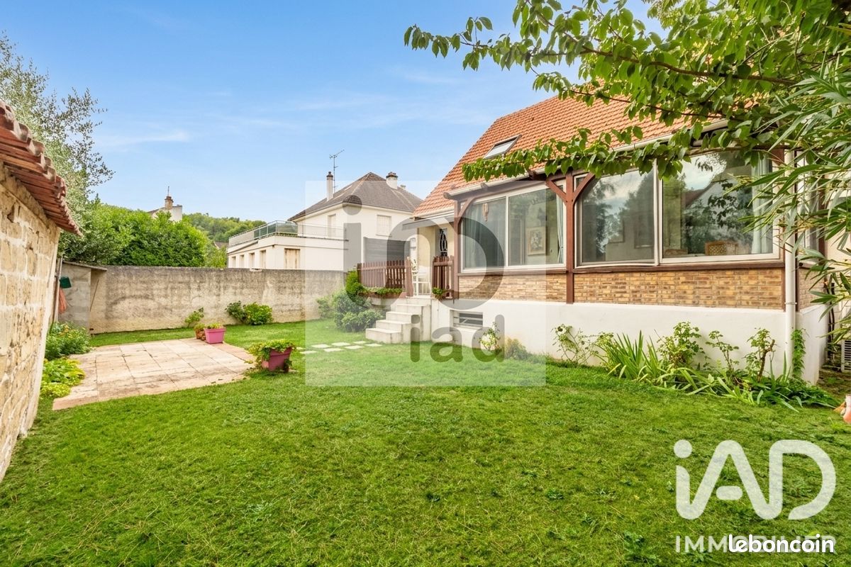 Maison 6 pièces 165 m² · à Le Pecq · 165 m² · 3 350 €/mois