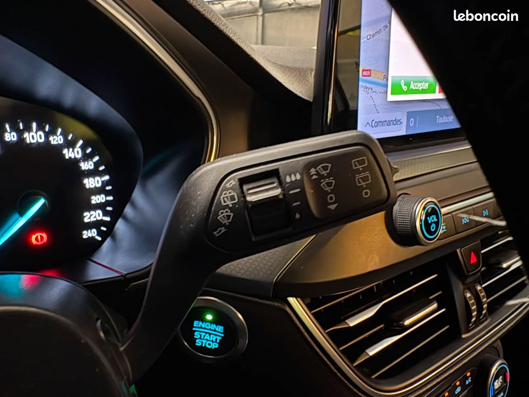 FORD Focus Active 1.0 125 ch Active X Boîte auto - Carplay, Caméra de recul - (image 17)