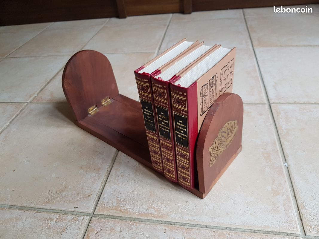 Presse livres en bois (image 1)
