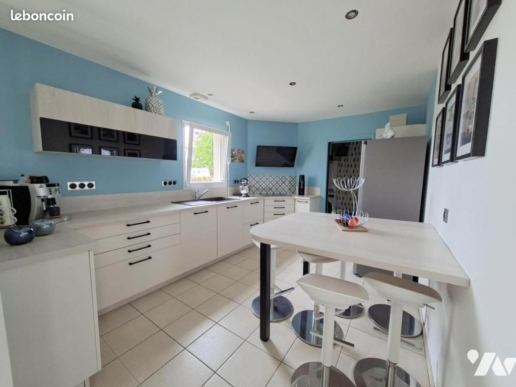 Maison 6 pièces 133 m² · à Ligné · 133 m² · 322 090 €